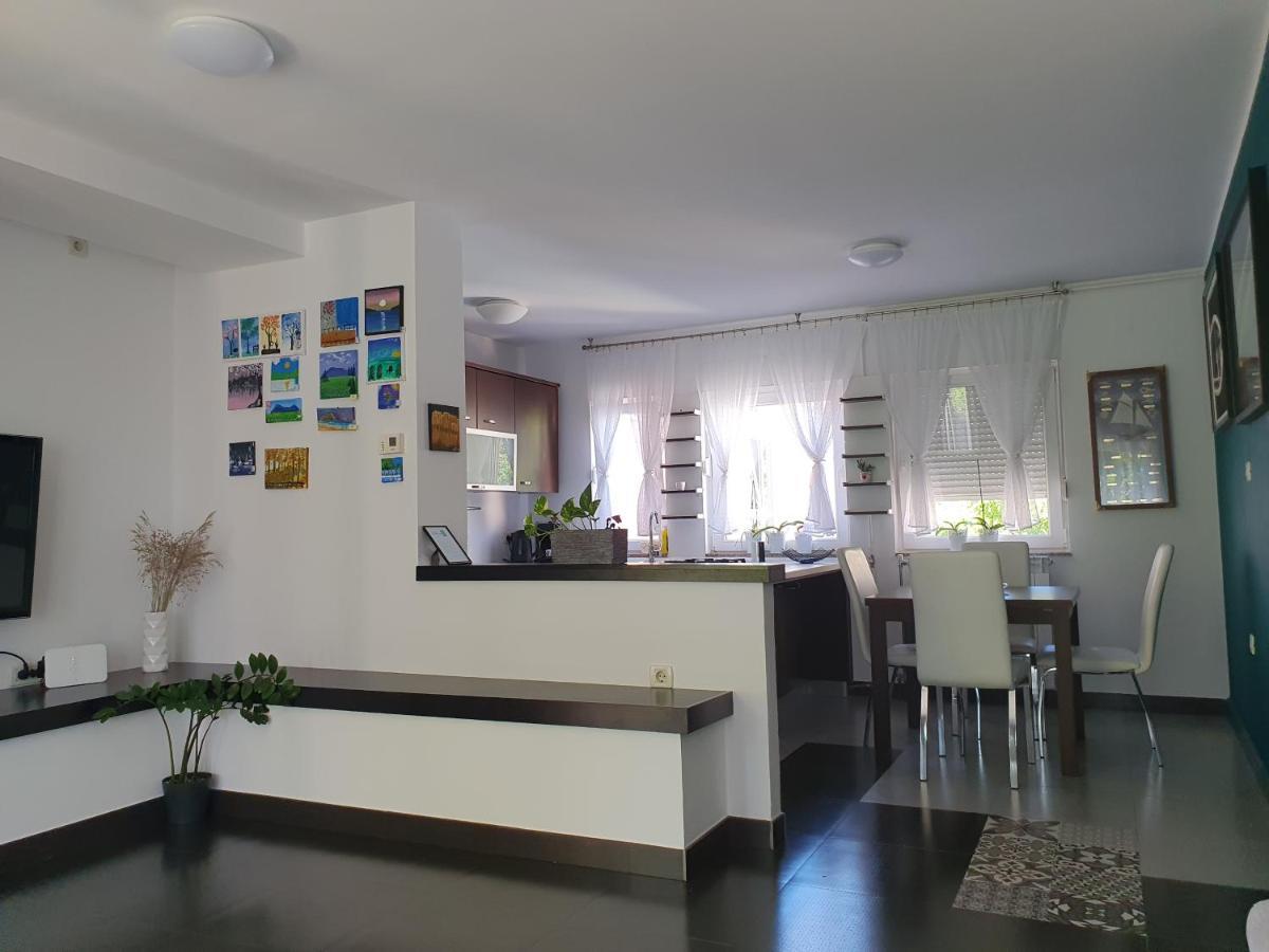By The Sea Martina Apartment Rijeka Exterior photo